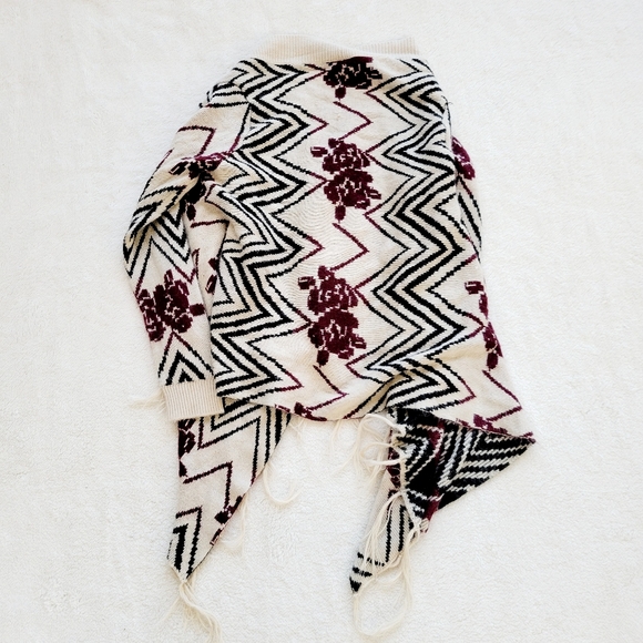 Fringe Cape Sweater Beige Open Asym Hem Cardigan Burgundy Floral Black Chevron S - Picture 6 of 6
